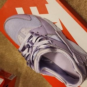 Nike heartache run se